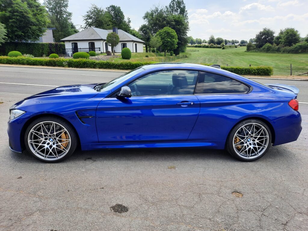 BMW  M4 Competition